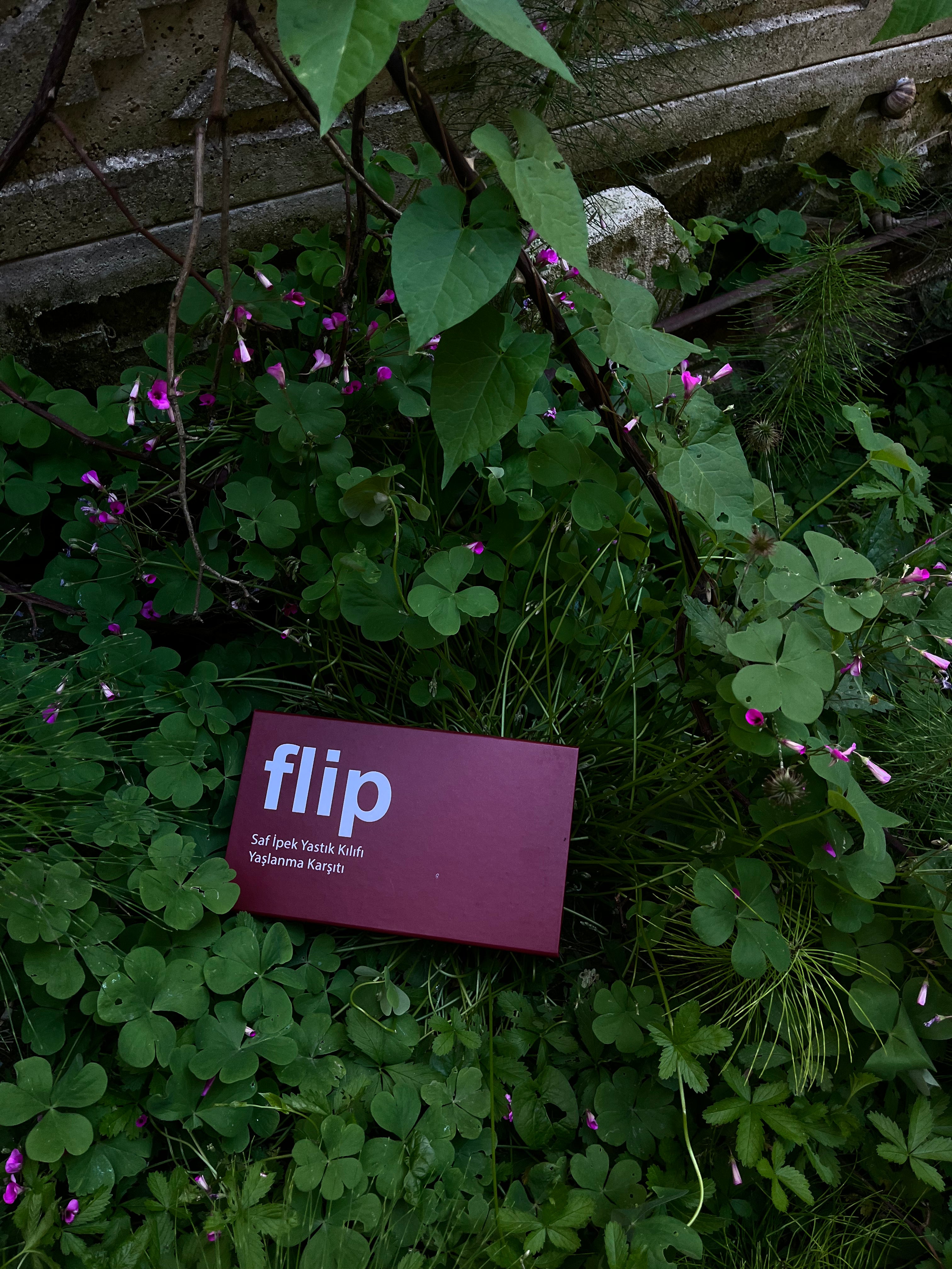 Dut İpek Bordo Premium Yastık Kılıfı